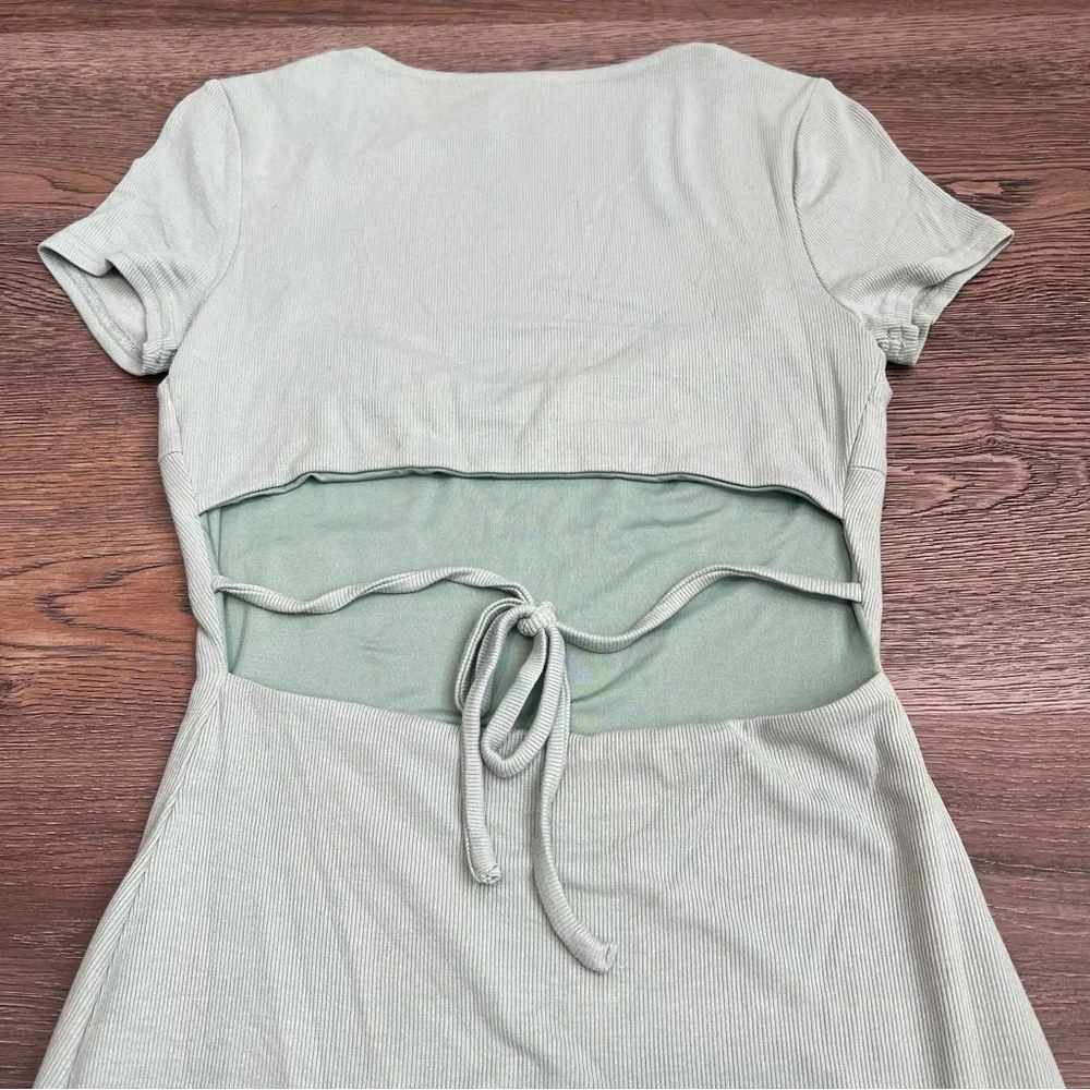 NEW Princess Polly Nolan Short Sleeve Mini Dress Green Sage Size 4 Open Back - Picture 5 of 10